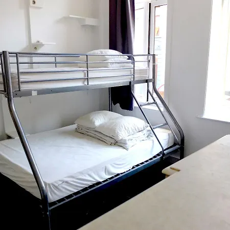47 Hostal