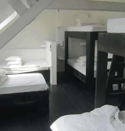 Hostel 47 *